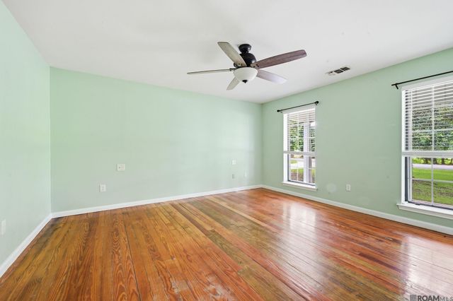 43029 Norman Dyer Ln, Gonzales, LA 70737
