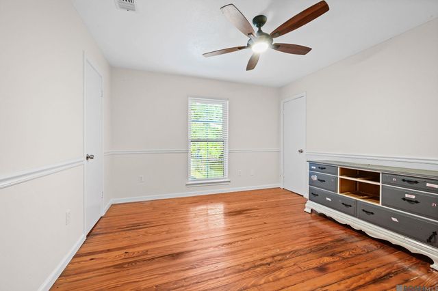 43029 Norman Dyer Ln, Gonzales, LA 70737