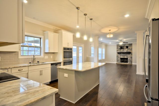 1332 JUNIPER PASS, Clarksville, TN 37043