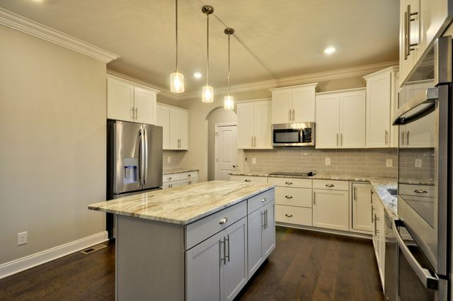 1332 JUNIPER PASS, Clarksville, TN 37043