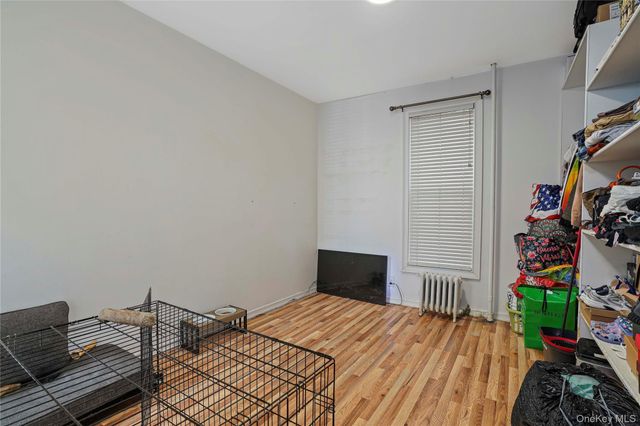 629 E 183rd Street, Bronx, NY 10458