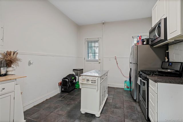 629 E 183rd Street, Bronx, NY 10458