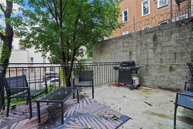 629 E 183rd Street, Bronx, NY 10458