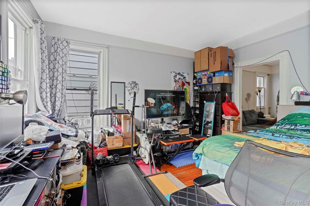 629 E 183rd Street, Bronx, NY 10458