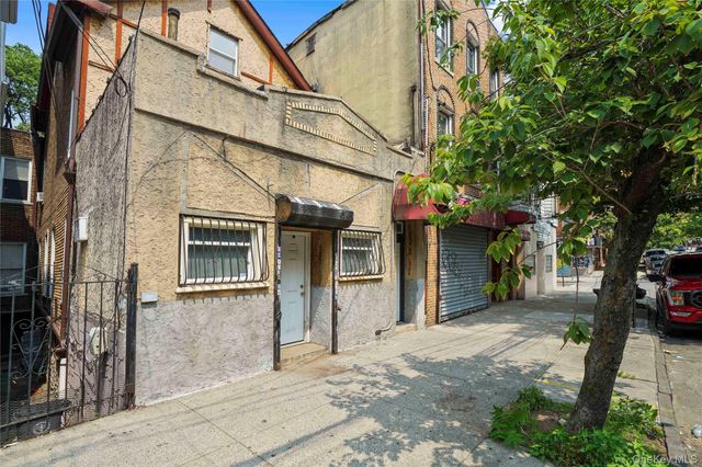 629 E 183rd Street, Bronx, NY 10458