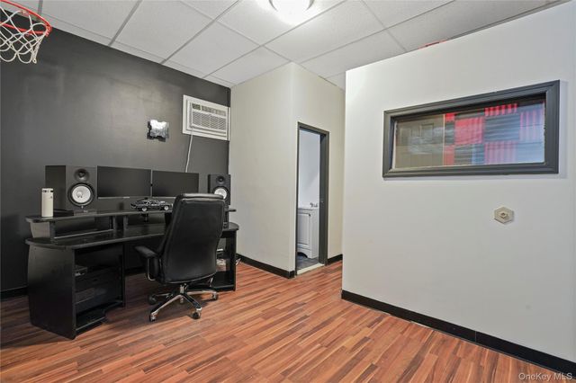 629 E 183rd Street, Bronx, NY 10458
