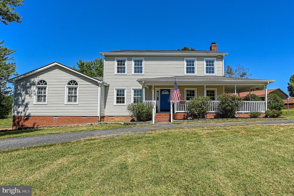5822 BLUE RIDGE RD, Mineral, VA 23117