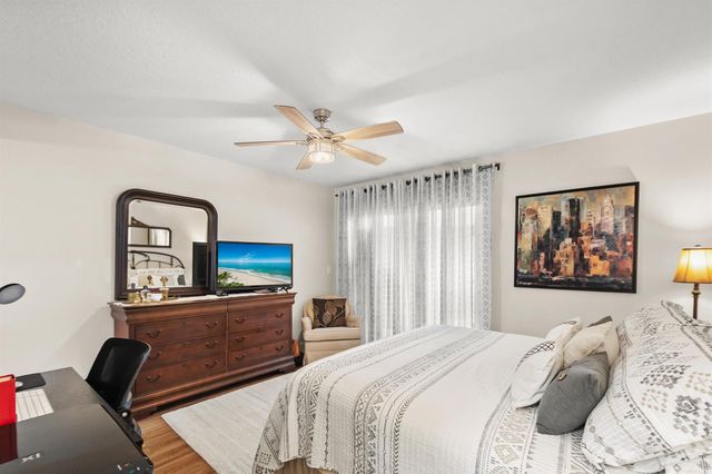 61 Woodland Drive 107, Vero Beach, FL 32962