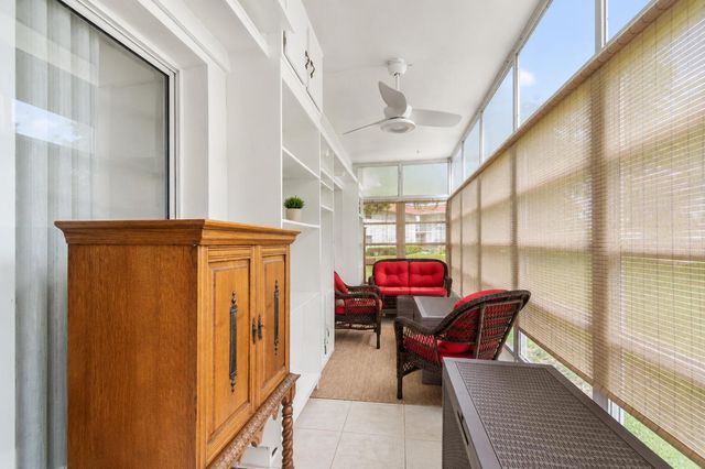 61 Woodland Drive 107, Vero Beach, FL 32962