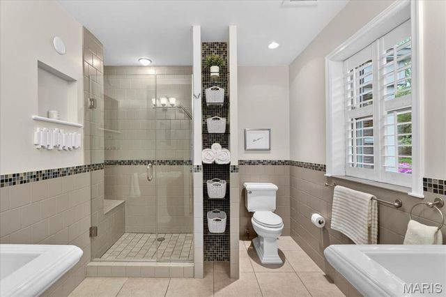 8104 Stratford Drive, Clayton, MO 63105