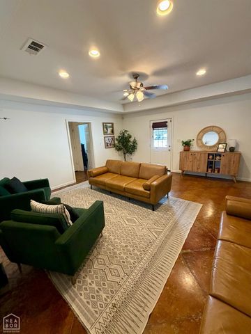 315 S Oak Street, Brookland, AR 72417