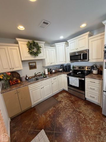 315 S Oak Street, Brookland, AR 72417