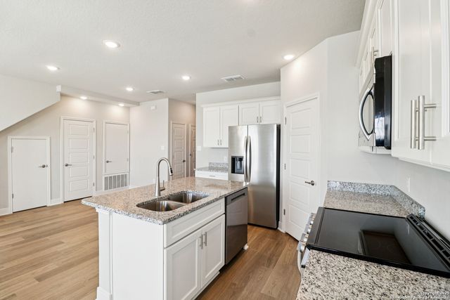 7224 Magnolia Creek, San Antonio, TX 78252