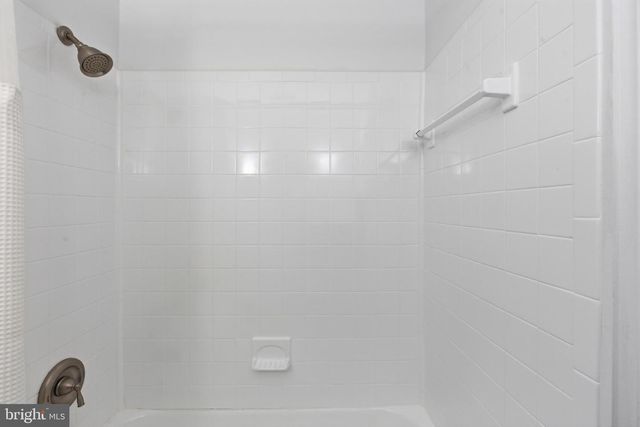 6801 ADELPHI RD, University Park, MD 20782