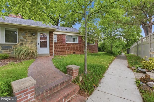 6801 ADELPHI RD, University Park, MD 20782