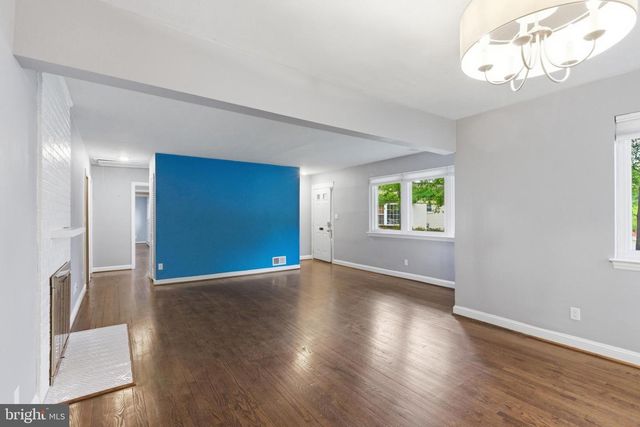 6801 ADELPHI RD, University Park, MD 20782