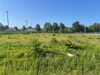 2119 N Center Street, Fayetteville, AR 72701