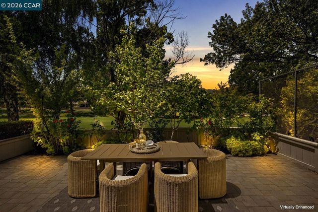 1937 W Rancho Verde Circle, Danville, CA 94526
