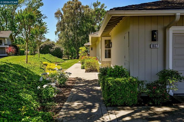 1937 W Rancho Verde Circle, Danville, CA 94526
