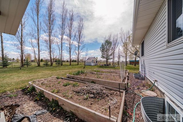 3724 E 38 N, Rigby, ID 83442