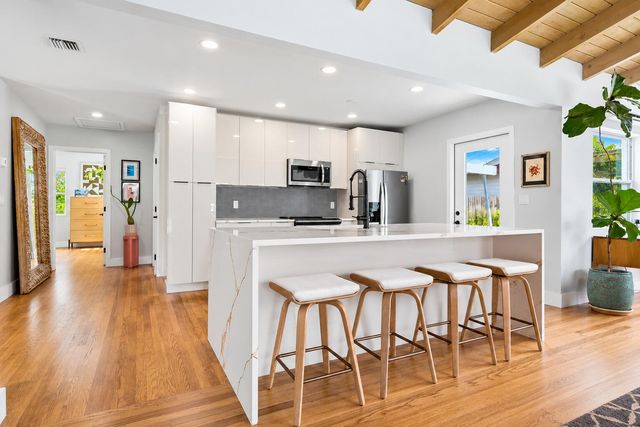 1610 N J Terrace, Lake Worth Beach, FL 33460