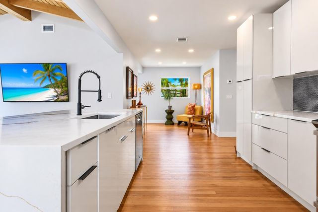 1610 N J Terrace, Lake Worth Beach, FL 33460
