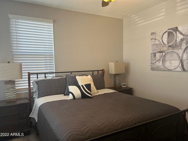 20100 N 78th Place 2077, Scottsdale, AZ 85255