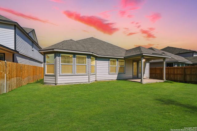 918 Earp Blvd, San Antonio, TX 78260