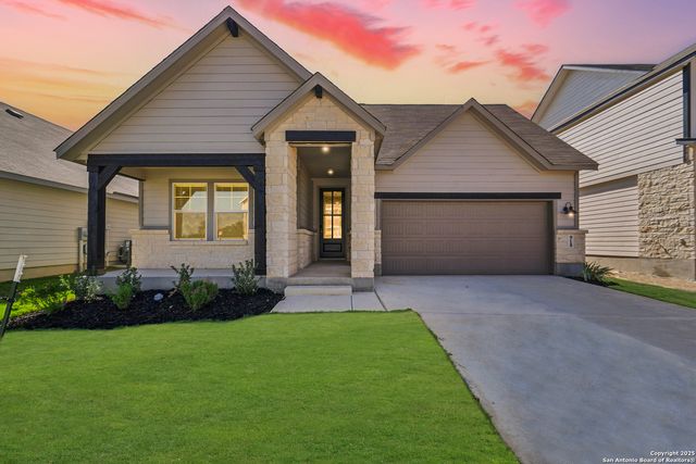 918 Earp Blvd, San Antonio, TX 78260