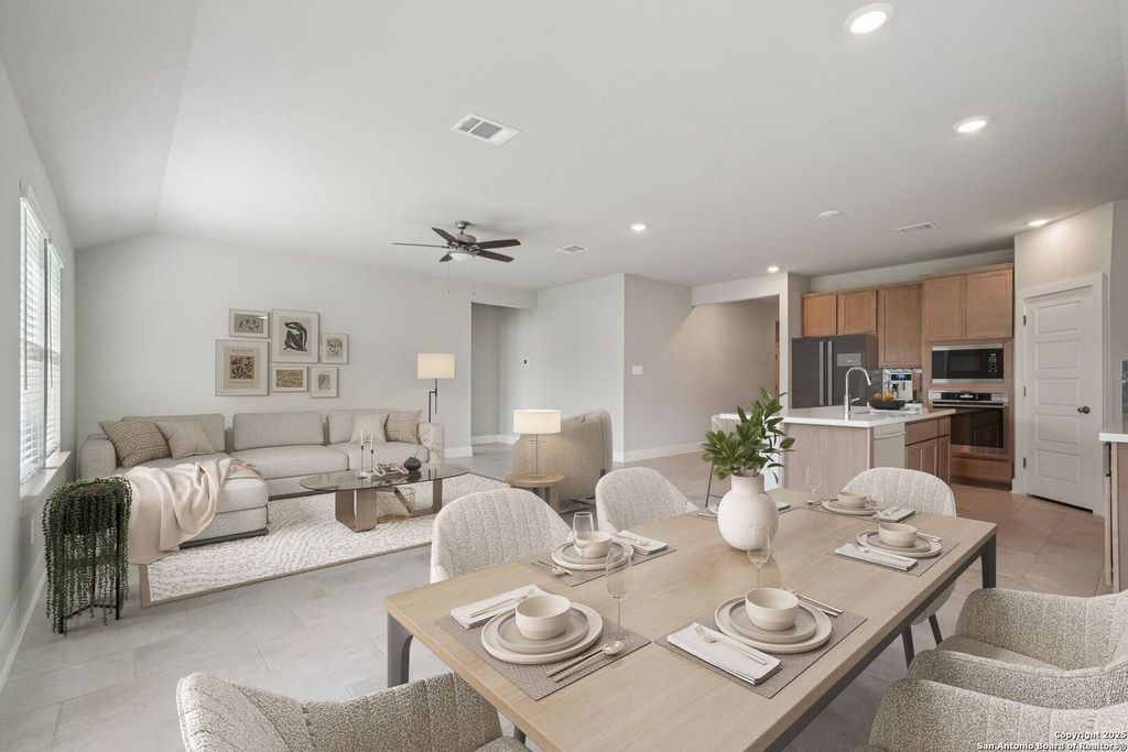 918 Earp Blvd, San Antonio, TX 78260