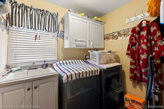 41985 Dorchester Court, Clinton Township, MI 48038