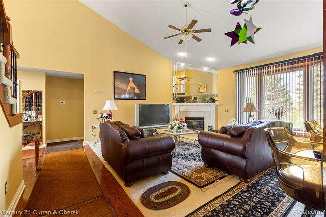 41985 Dorchester Court, Clinton Township, MI 48038