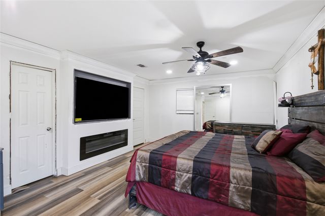3156 Abbey Road, Carrollton, TX 75007