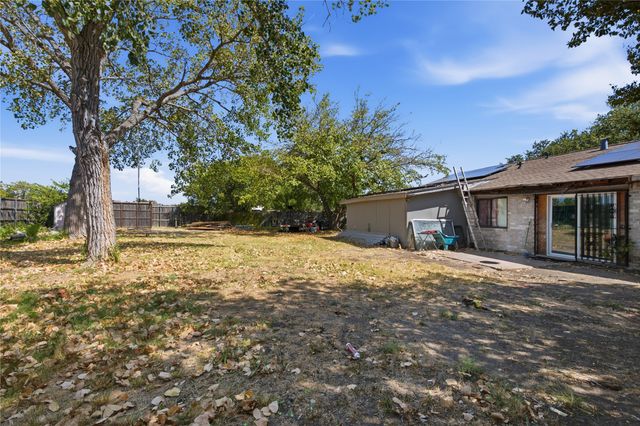 3156 Abbey Road, Carrollton, TX 75007