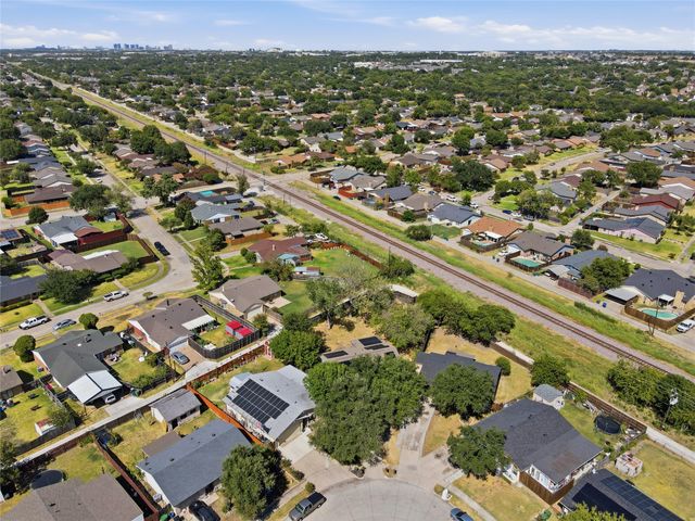 3156 Abbey Road, Carrollton, TX 75007