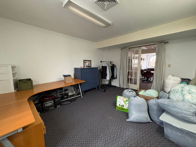 8 Chestnut Hill Ave 2, Boston, MA 02135