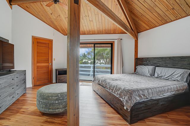 9752 SE Highborne Way, Hobe Sound, FL 33455