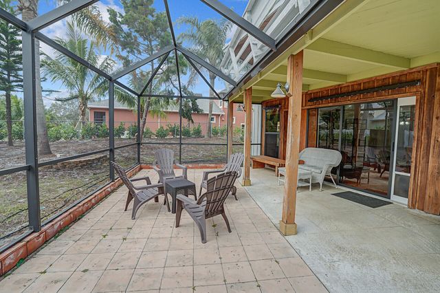 9752 SE Highborne Way, Hobe Sound, FL 33455