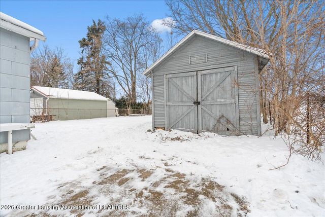 331 Douglas Avenue, Lansing, MI 48906