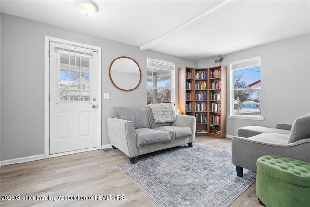 331 Douglas Avenue, Lansing, MI 48906