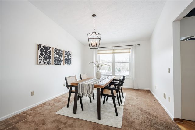 14 Port Meadow Trail, Perinton, NY 14450