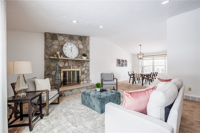 14 Port Meadow Trail, Perinton, NY 14450