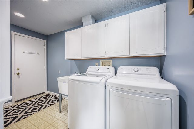 14 Port Meadow Trail, Perinton, NY 14450