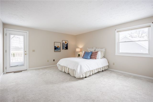 14 Port Meadow Trail, Perinton, NY 14450