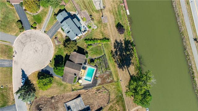 14 Port Meadow Trail, Perinton, NY 14450