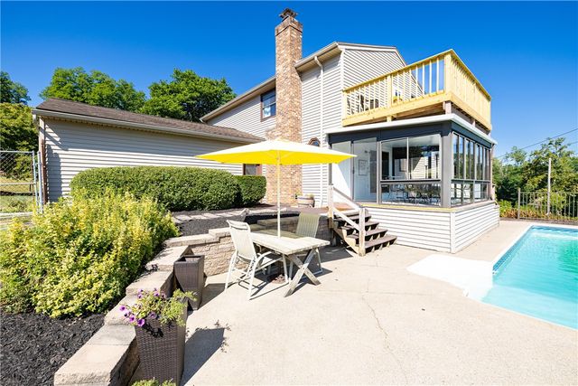 14 Port Meadow Trail, Perinton, NY 14450