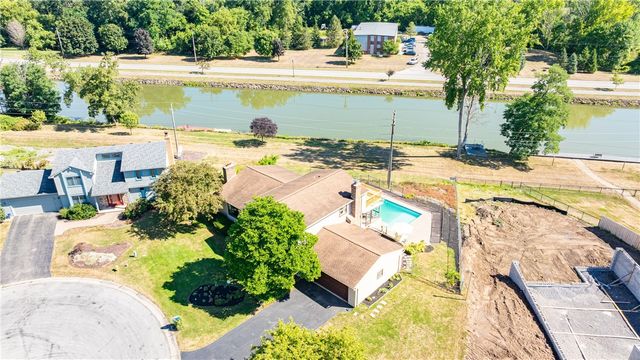 14 Port Meadow Trail, Perinton, NY 14450