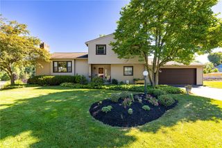 14 Port Meadow Trail, Perinton, NY 14450