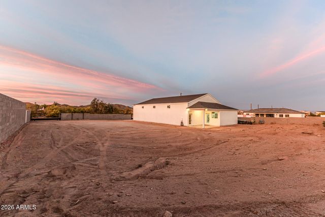 28673 N THOMPSON Road, San Tan Valley, AZ 85144