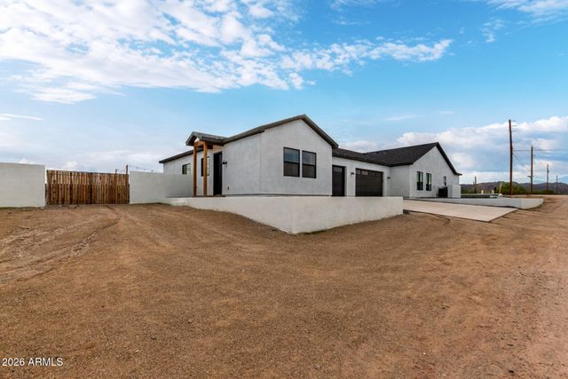 28673 N THOMPSON Road, San Tan Valley, AZ 85144